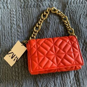 Beautiful bold Zara bag